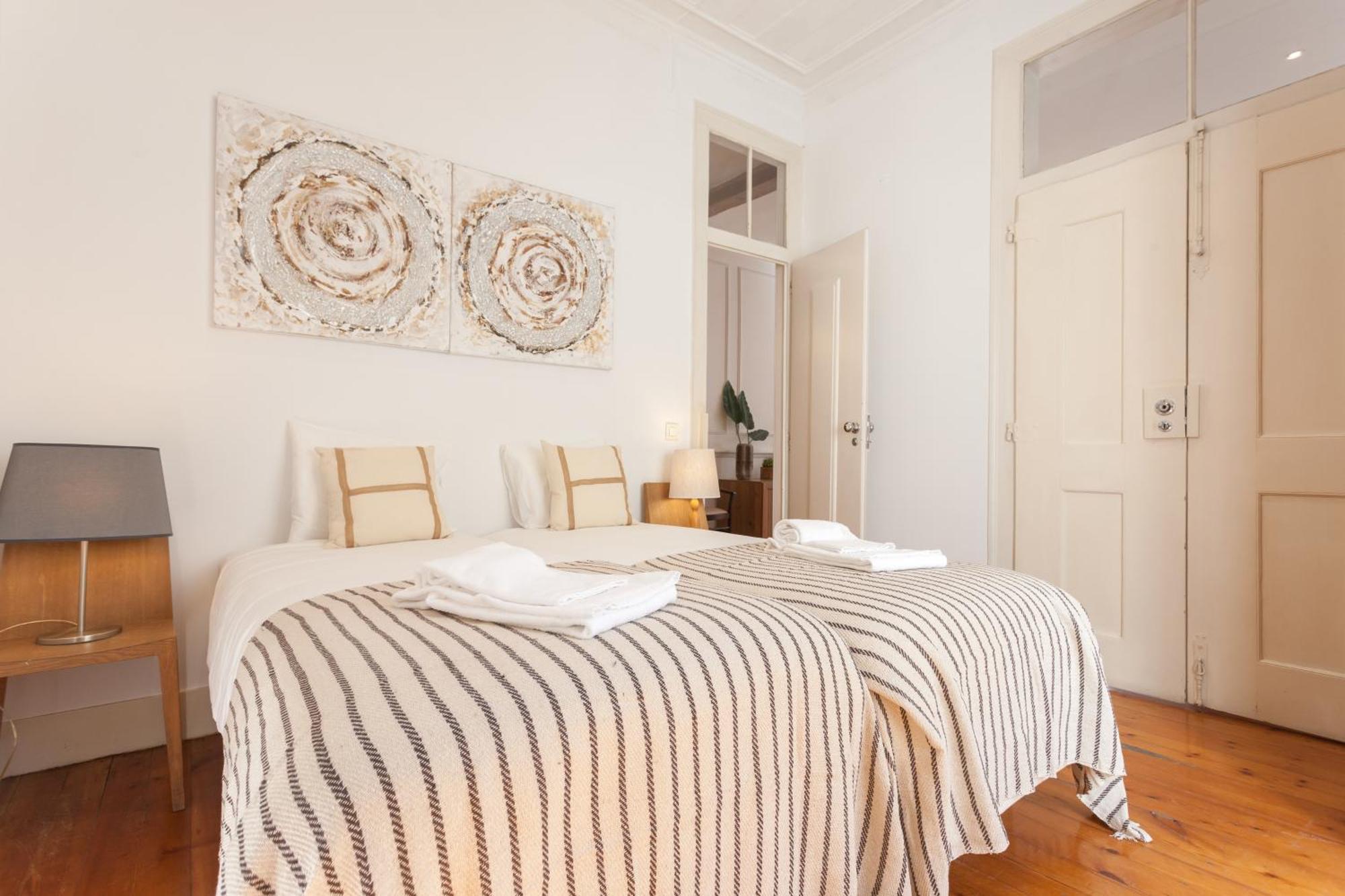 Tejo Vintage Three-Bedroom Apartment - By Lu Holidays 리스본 외부 사진