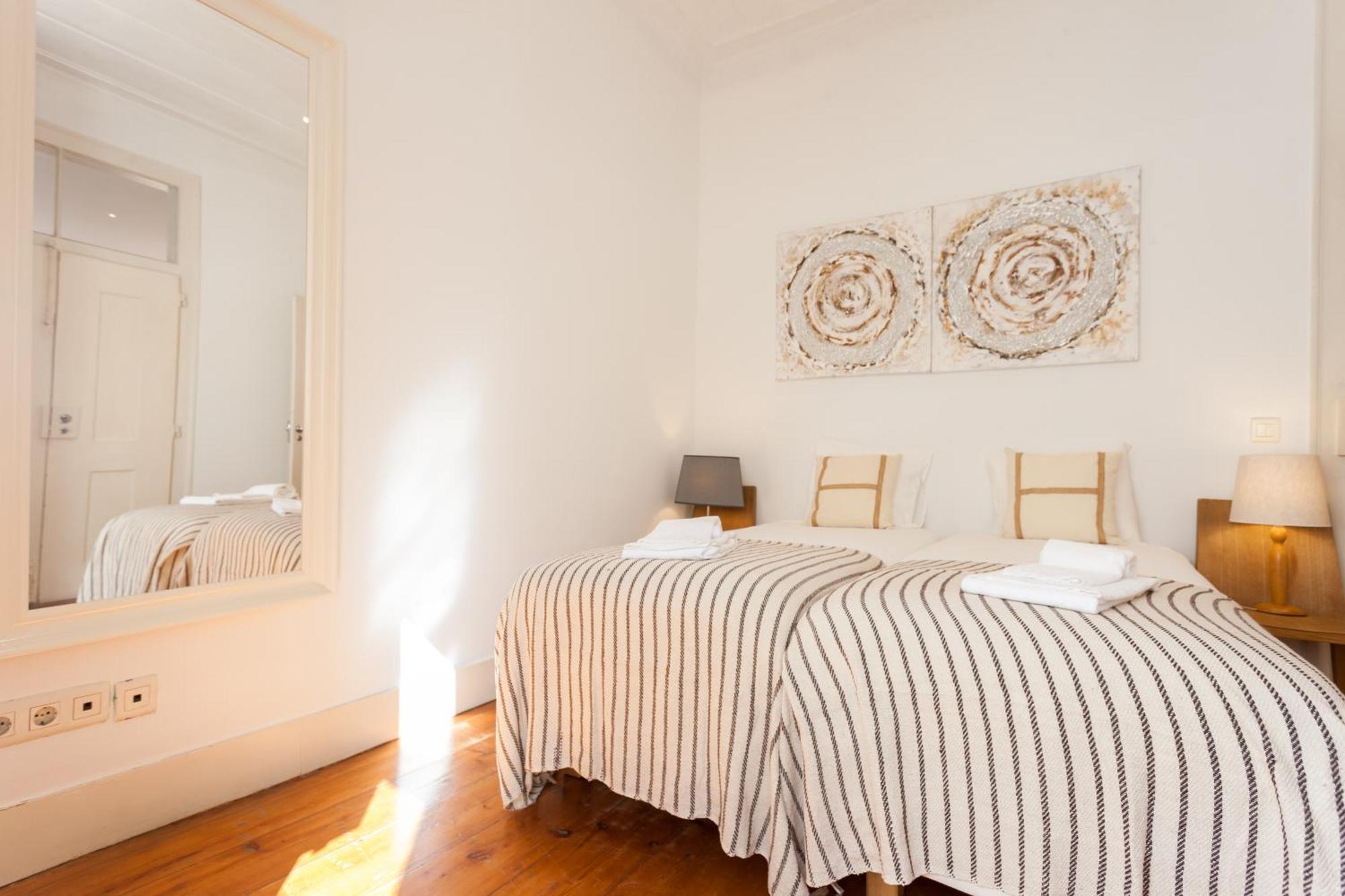 Tejo Vintage Three-Bedroom Apartment - By Lu Holidays 리스본 외부 사진